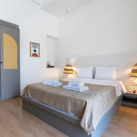 Hotel My *